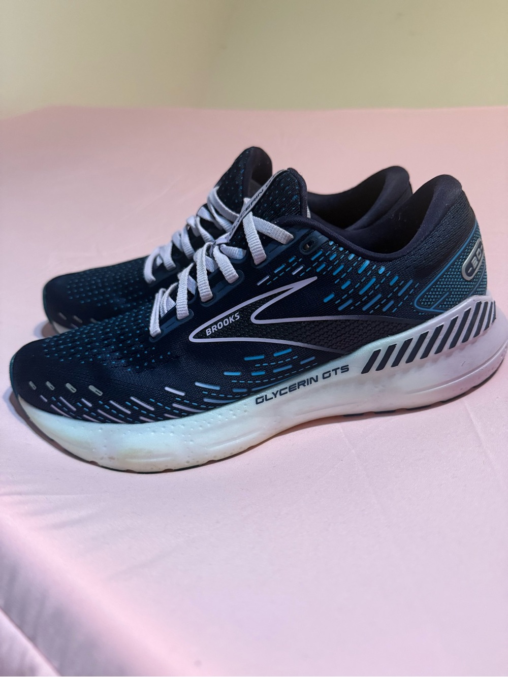 Brooks Glycerin GTS women’s Running Shoes - Navy Blue/White